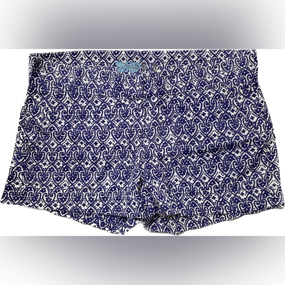 CREME FRAICHE LUXURY RESORT WEAR shorts size small blue ikat w/ pockets